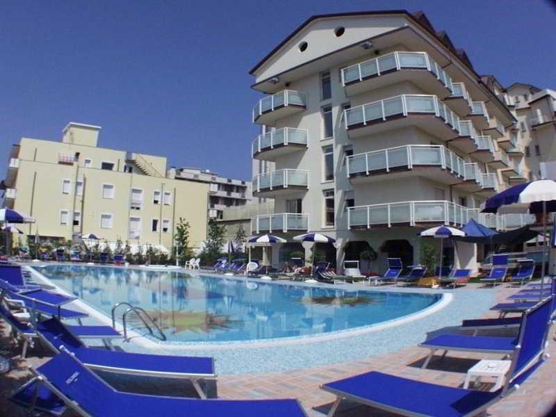 Universal Hotel Cervia Ngoại thất bức ảnh