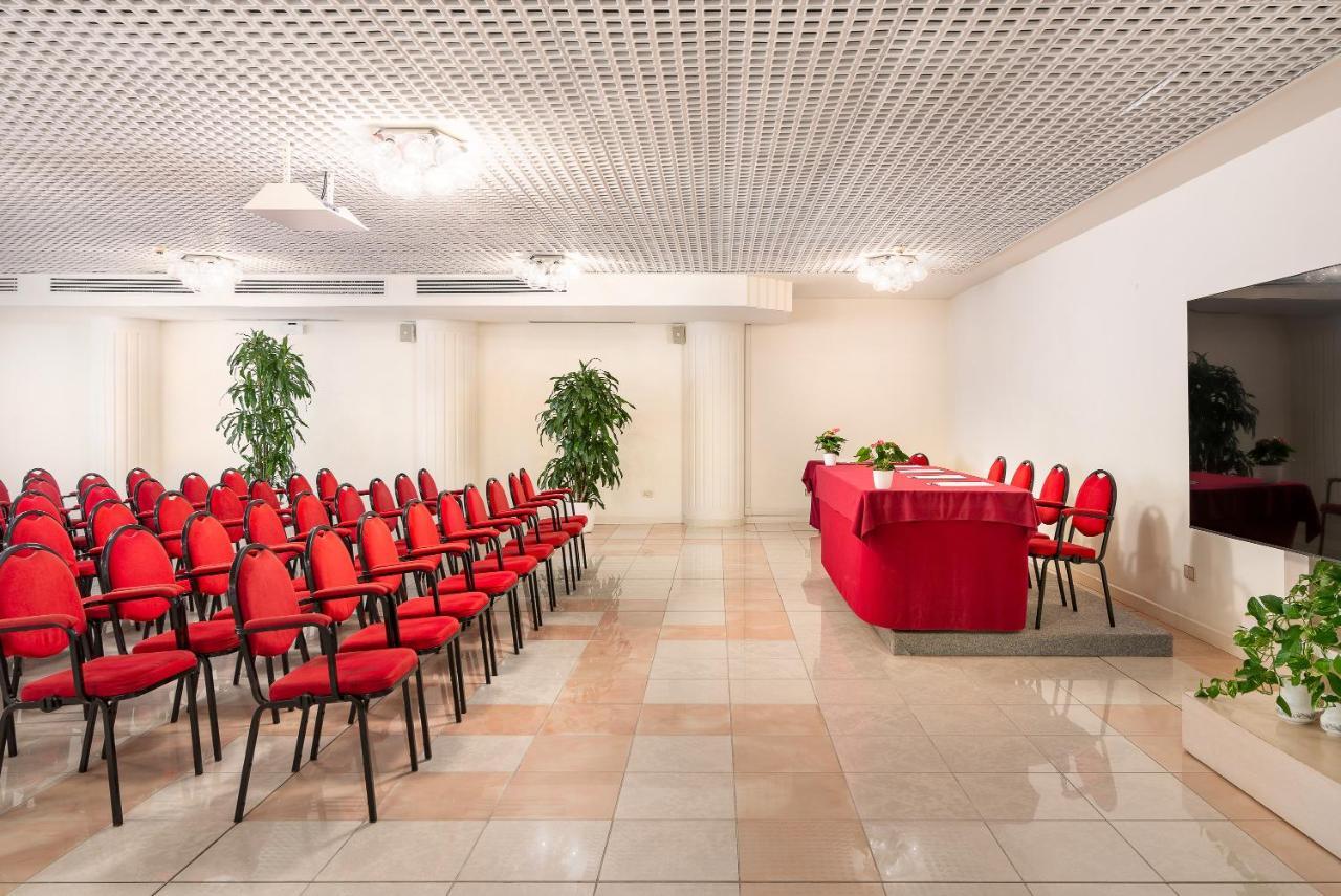 Universal Hotel Cervia Ngoại thất bức ảnh